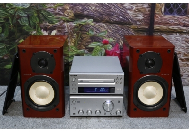 ONKYO  A-905FX