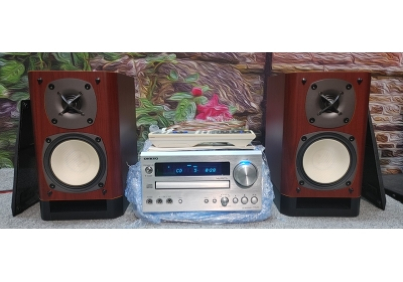 ONKYO CR-D1